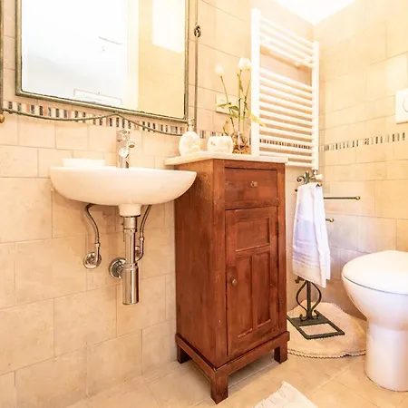 Appartement La Polla With Swimming Pool Lucca