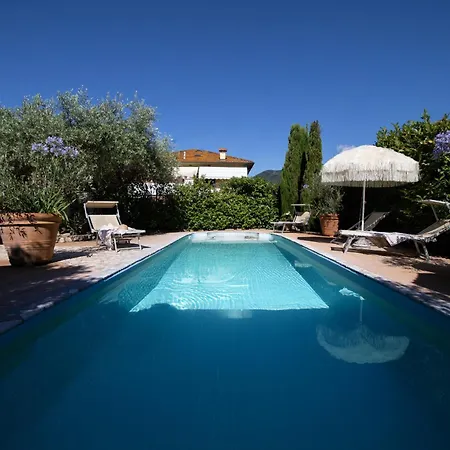 Appartement La Polla With Swimming Pool